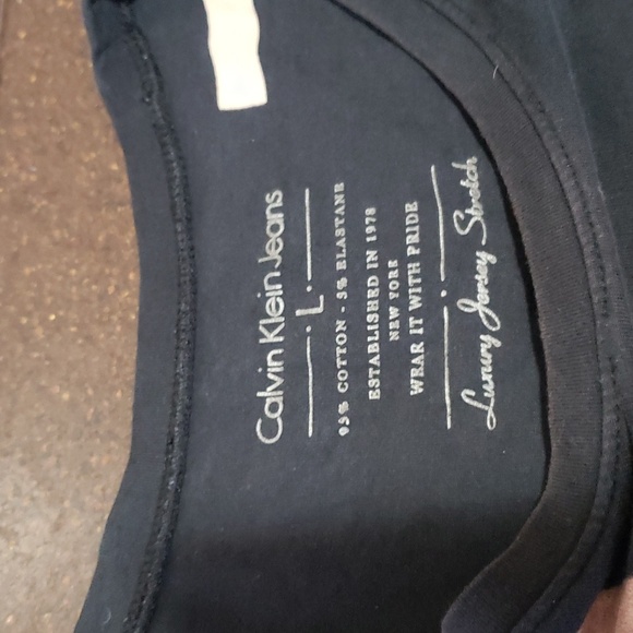 CALVIN Klein Jeans Long Sleeve Jersey.  Luxury Jersey Stretch.  Size Large. - Picture 2 of 3